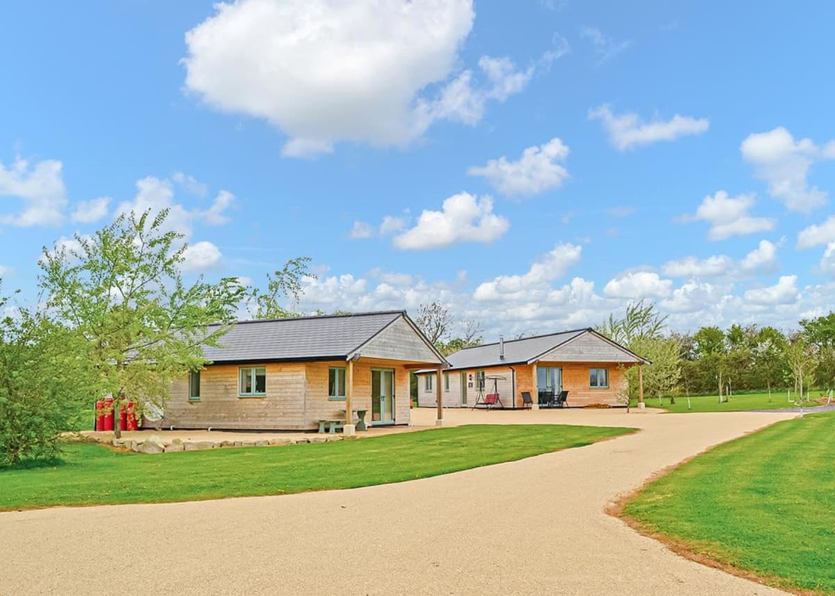 Little Moorland Farm Lodges Chapel Allerton Экстерьер фото